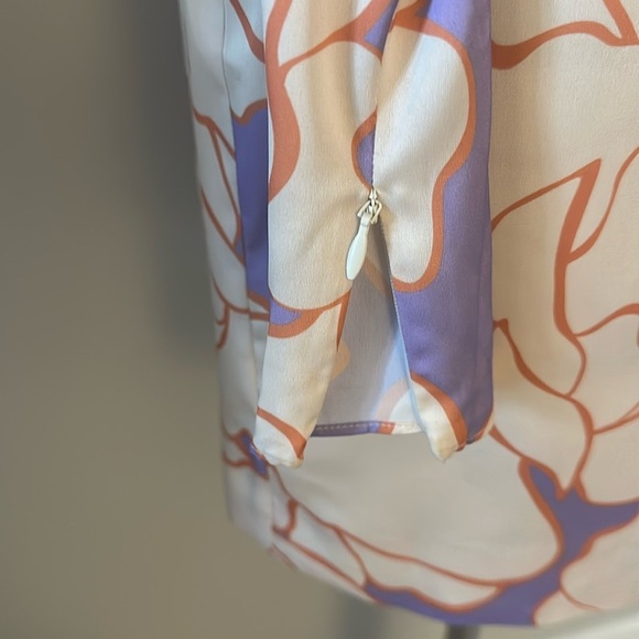 Alexis Fiji Wrap Dress in Wisteria Sz Medium
Party Wedding Vacation Chic Floral - Picture 8 of 12